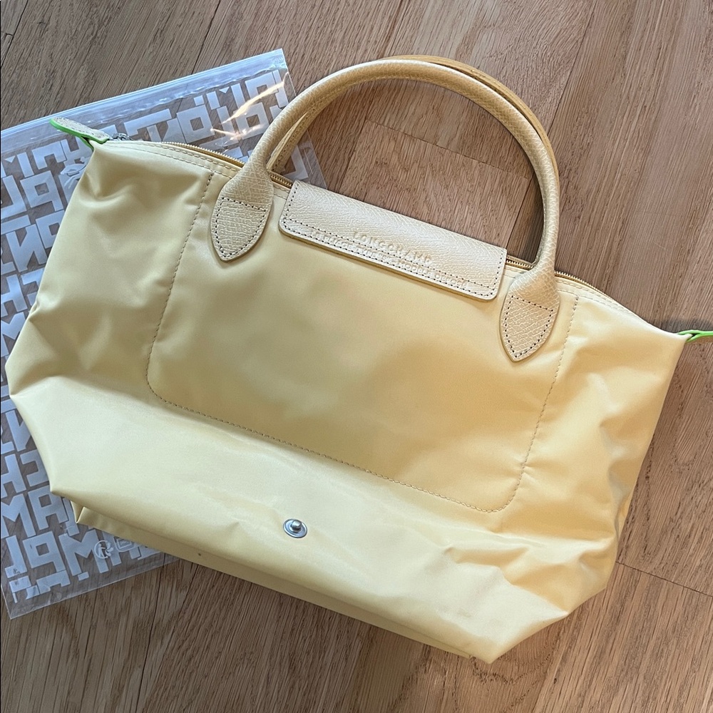 NIB Longchamp Small Le Pilage Green Recycled Canvas Top with Handle Bag (Wheat) - Picture 10 of 12